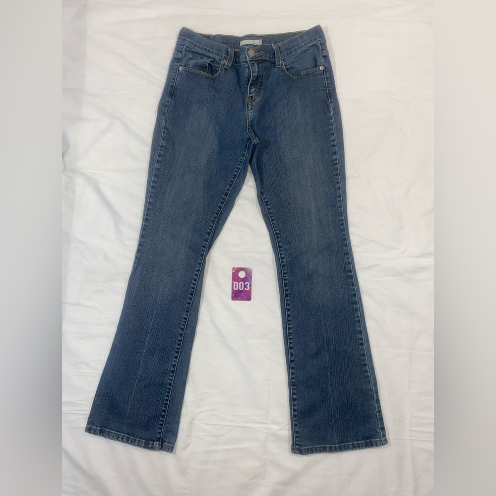 Levi's Women's Flare Jeans in Classic Blue 515